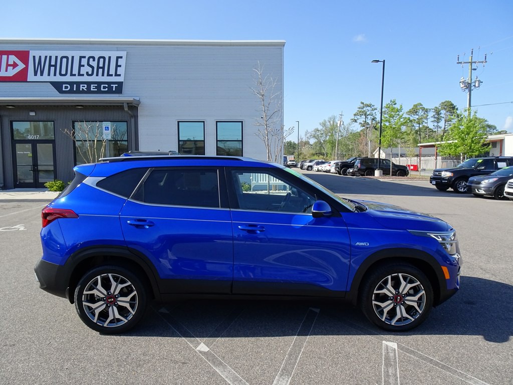 2021 Kia Seltos Image 2