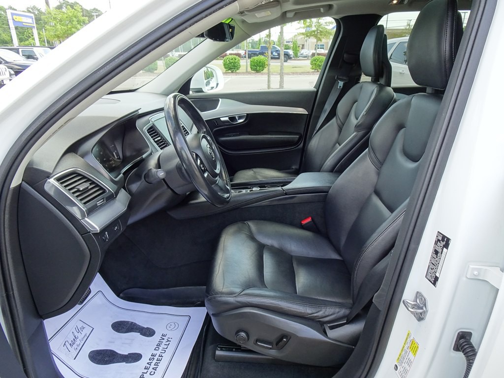 2018 Volvo XC90 Image 9