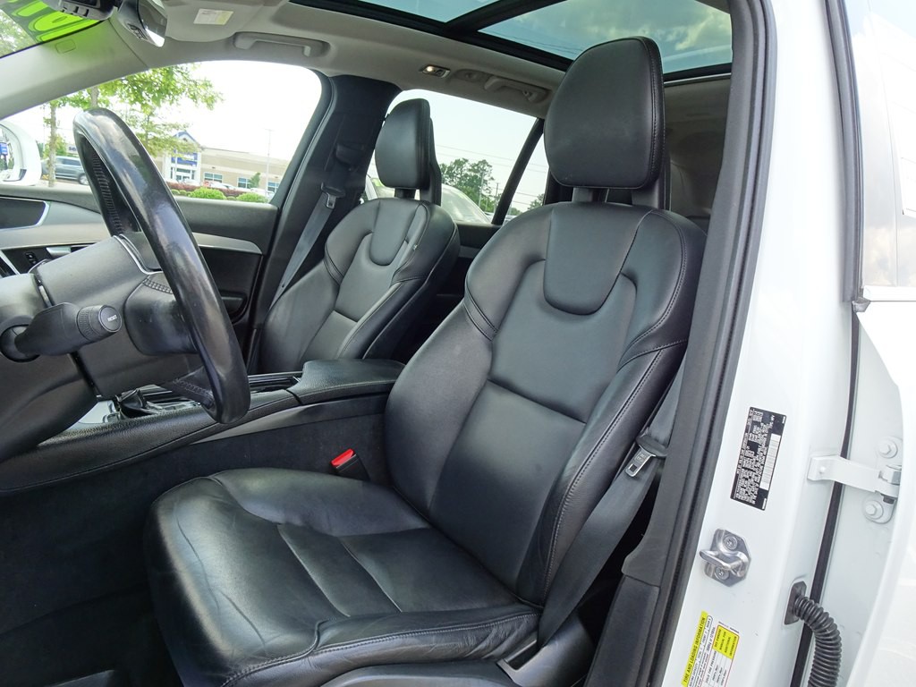 2018 Volvo XC90 Image 10
