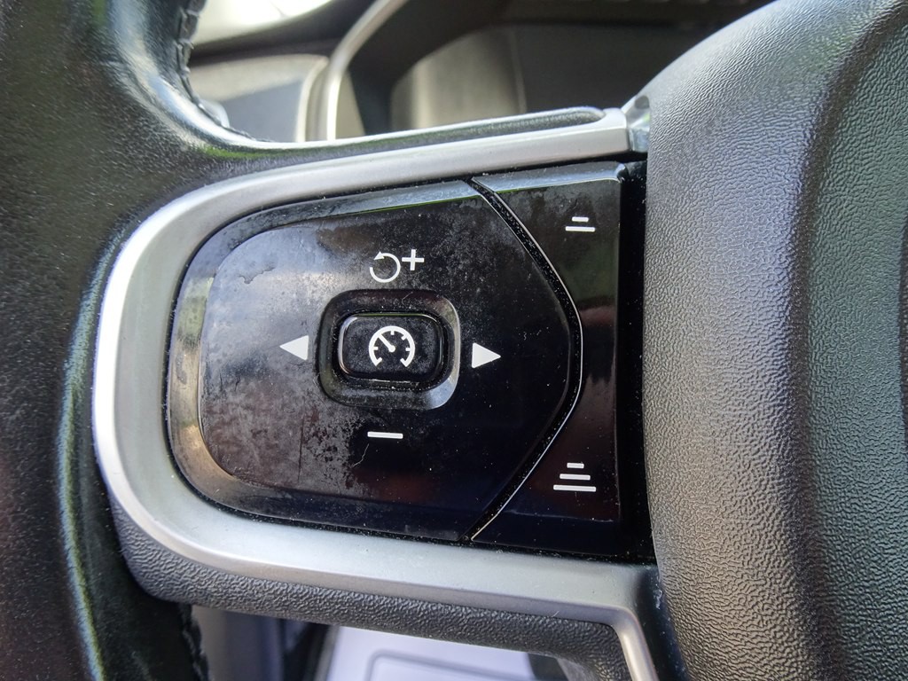 2018 Volvo XC90 Image 27