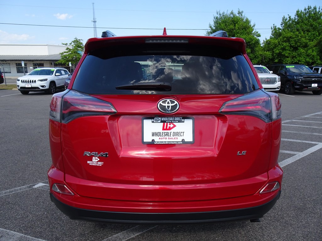 2017 Toyota Rav4 Image 4