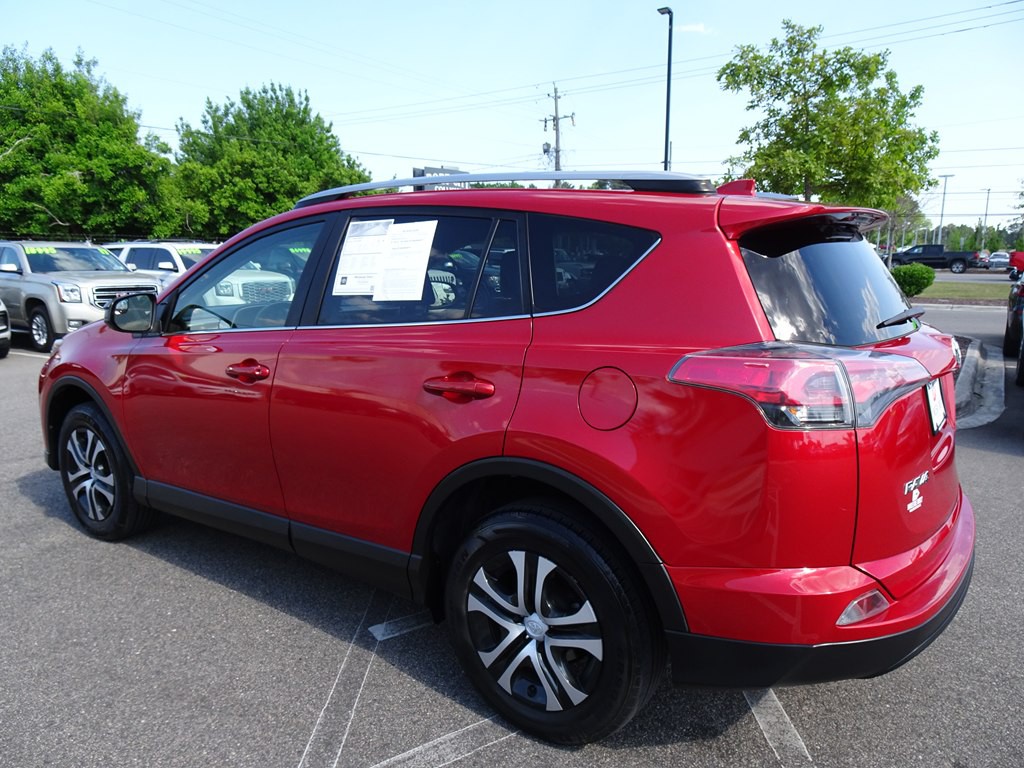 2017 Toyota Rav4 Image 5