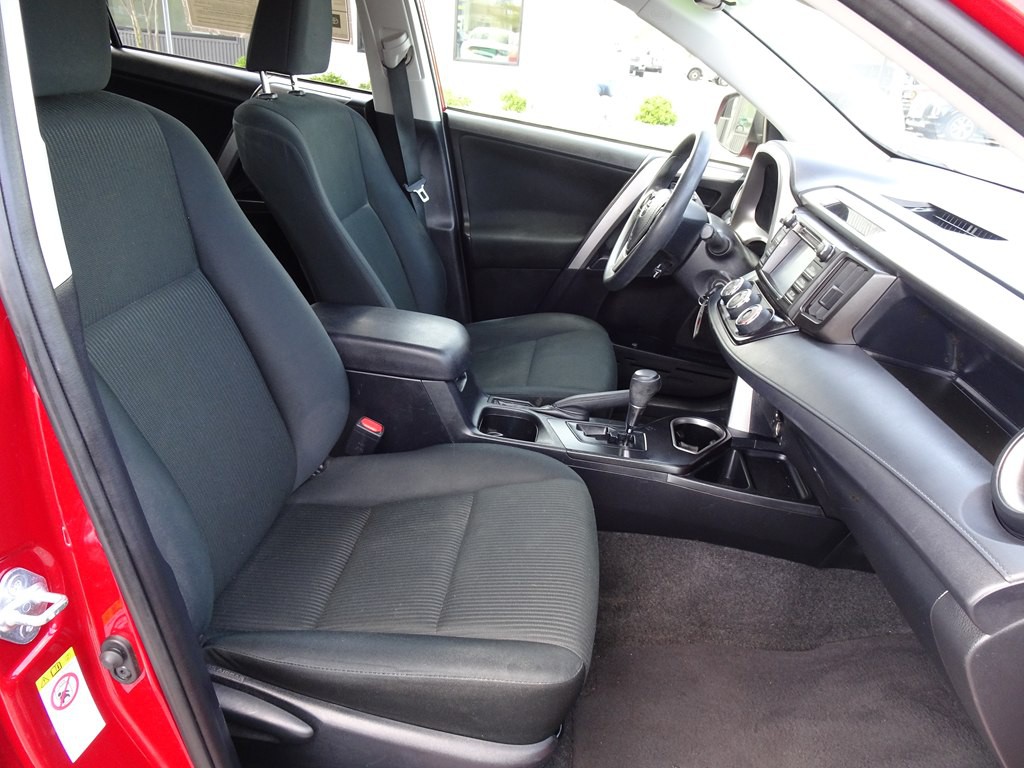 2017 Toyota Rav4 Image 15