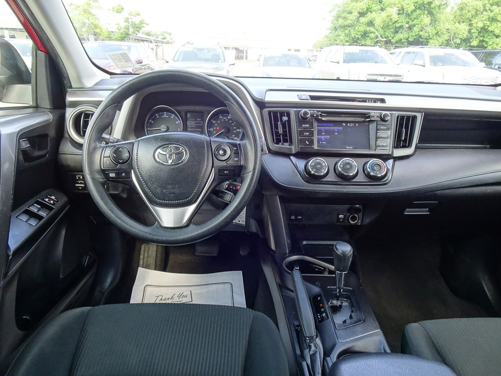 2017 Toyota Rav4 Image 19