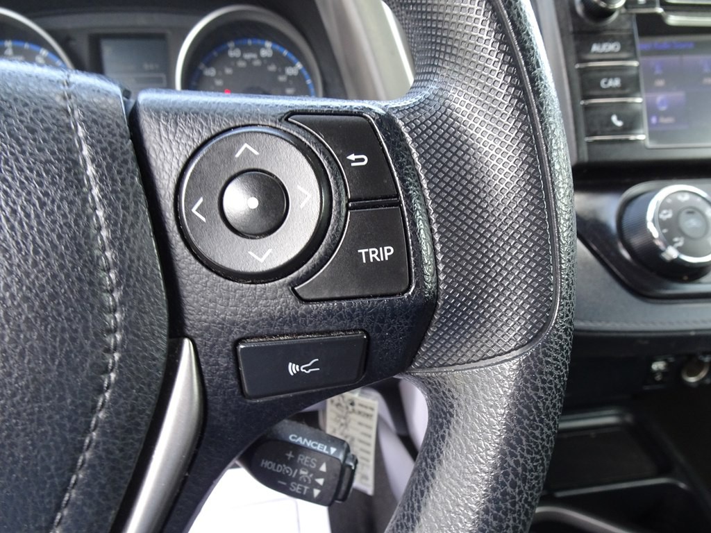 2017 Toyota Rav4 Image 22