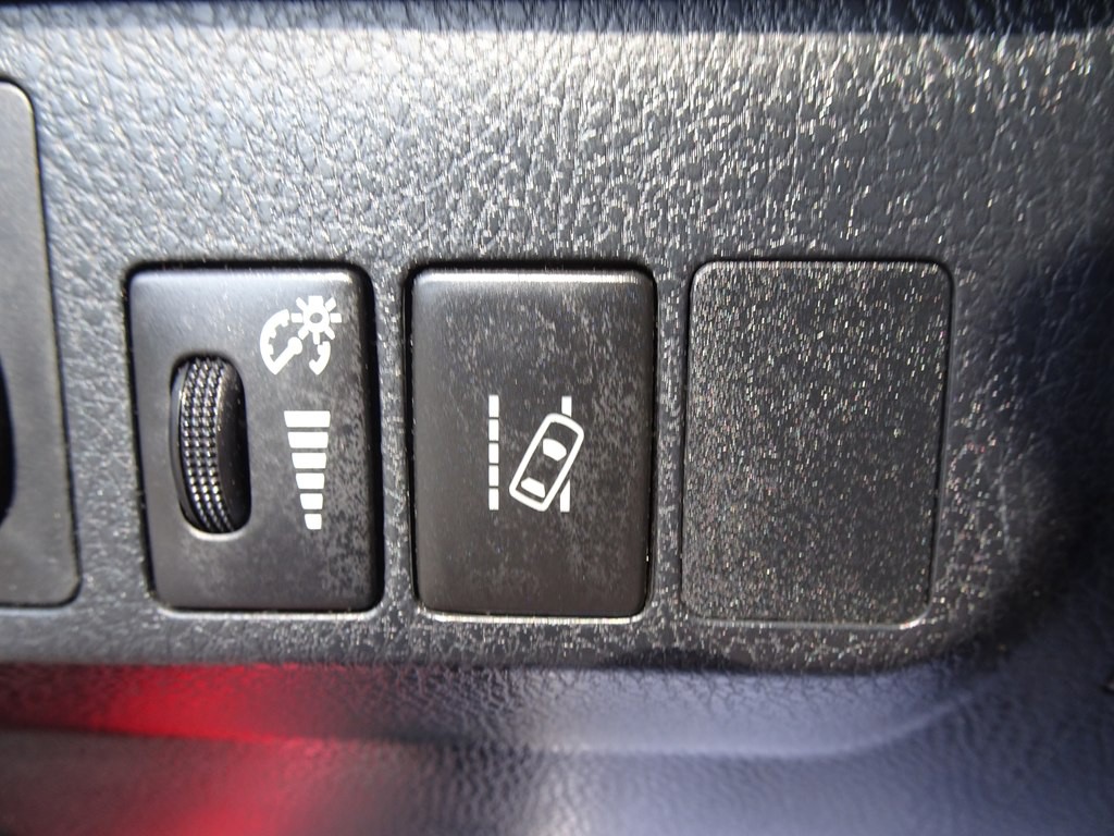 2017 Toyota Rav4 Image 24