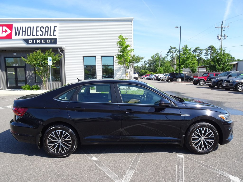 2019 Volkswagen Jetta Image 2
