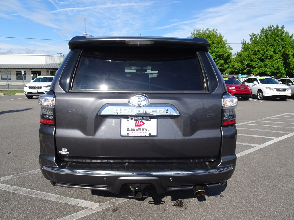 2016 Toyota 4Runner Image 3
