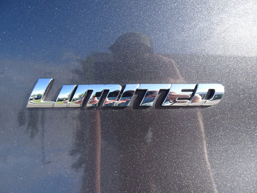 2016 Toyota 4Runner Image 41