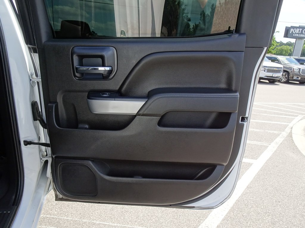 2018 Chevrolet Silverado 1500 Image 18