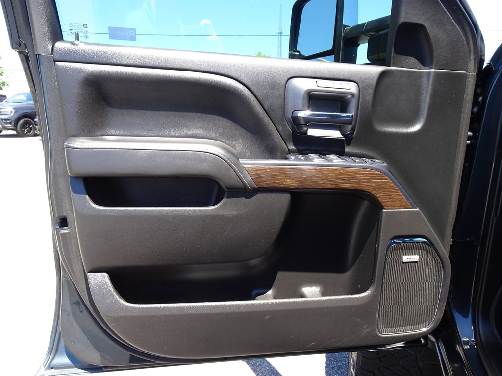 2019 GMC Sierra Image 11