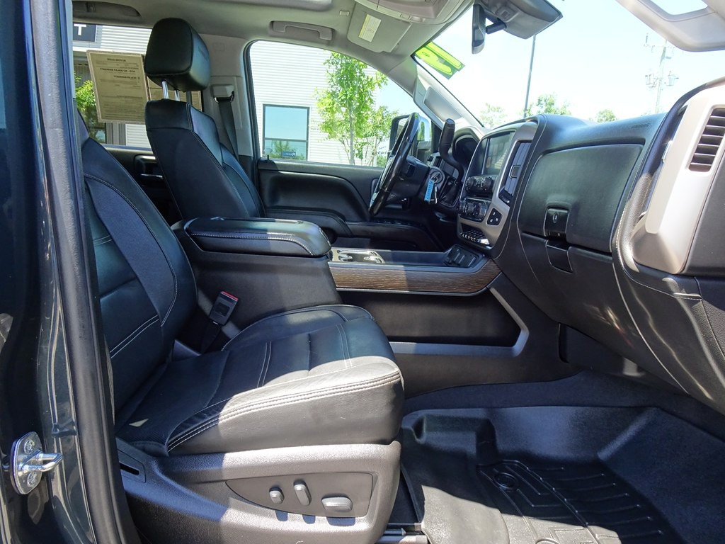 2019 GMC Sierra Image 16