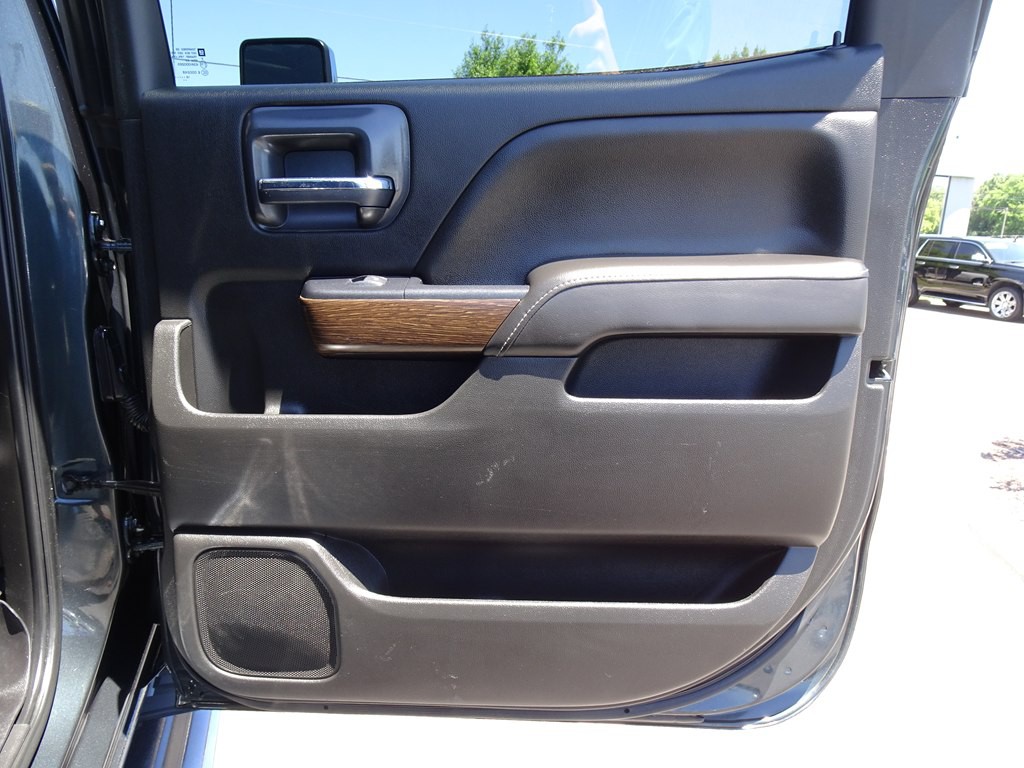 2019 GMC Sierra Image 19