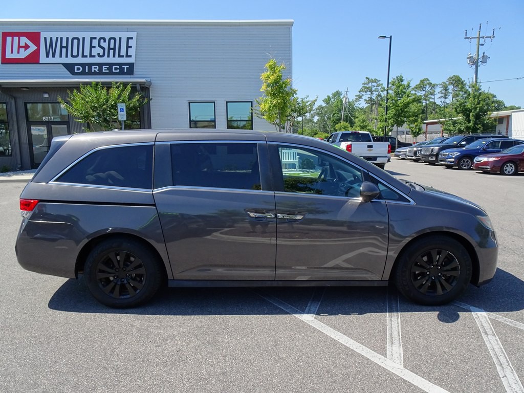2016 Honda Odyssey Image 2