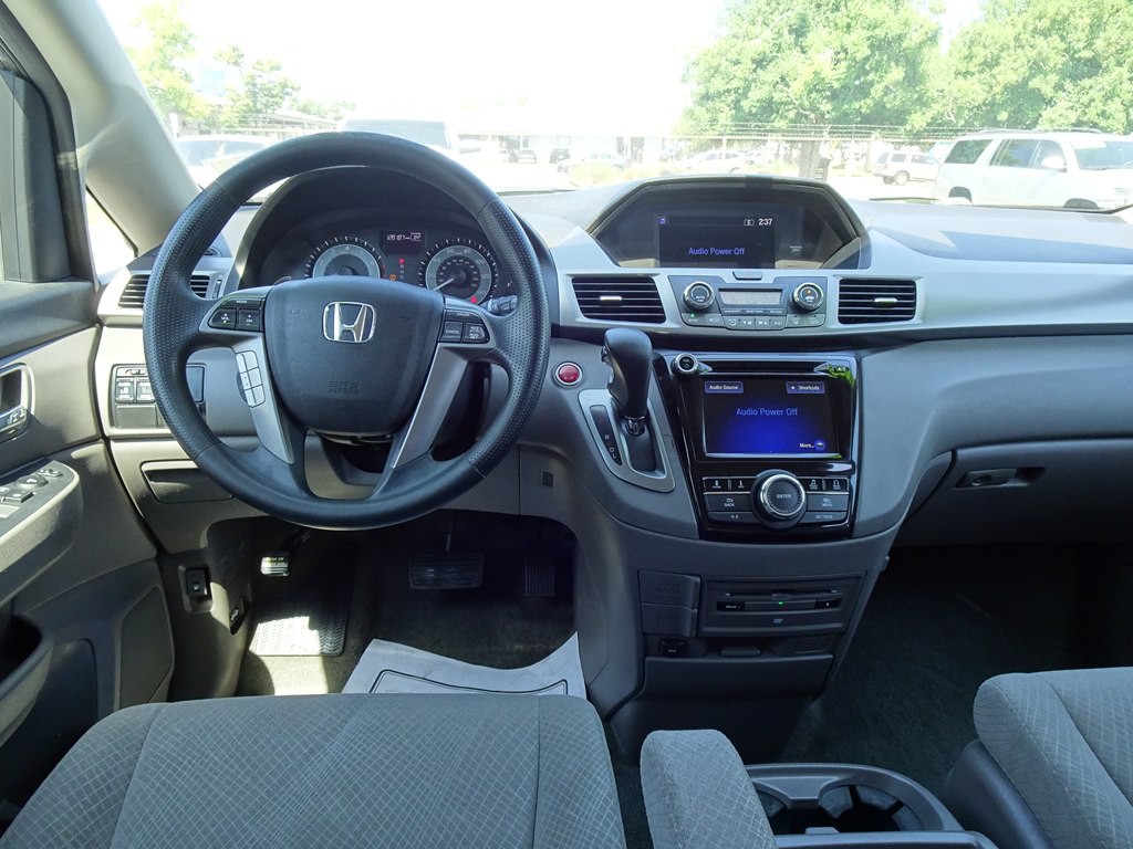 2016 Honda Odyssey Image 18