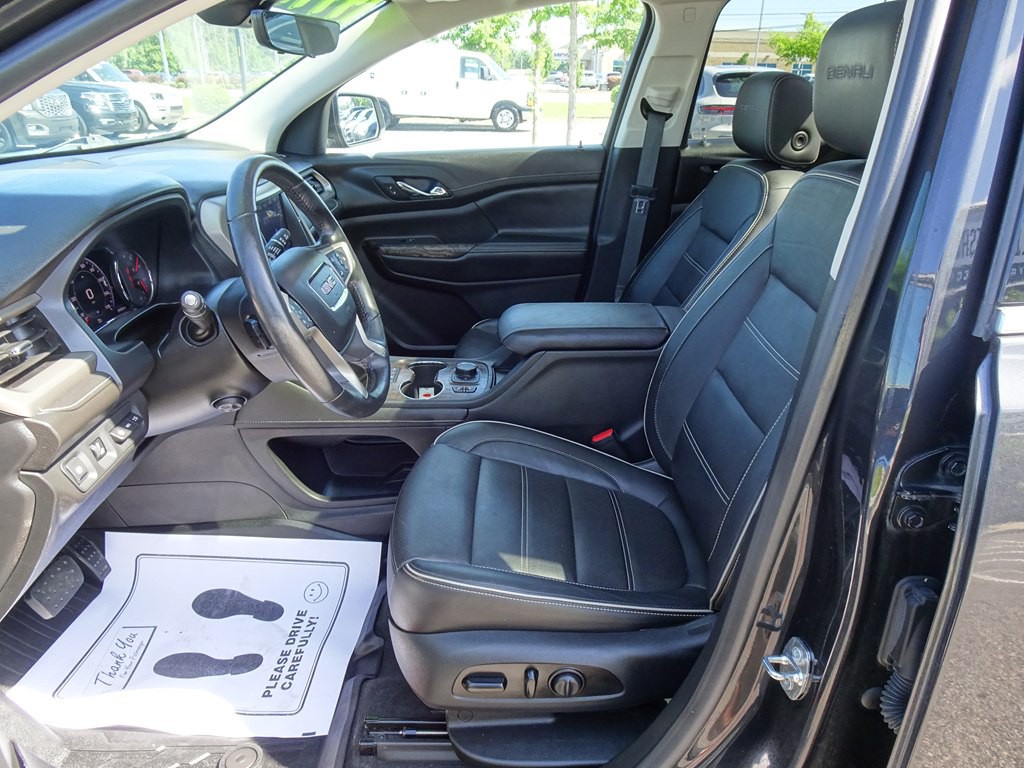 2020 GMC Acadia Image 9