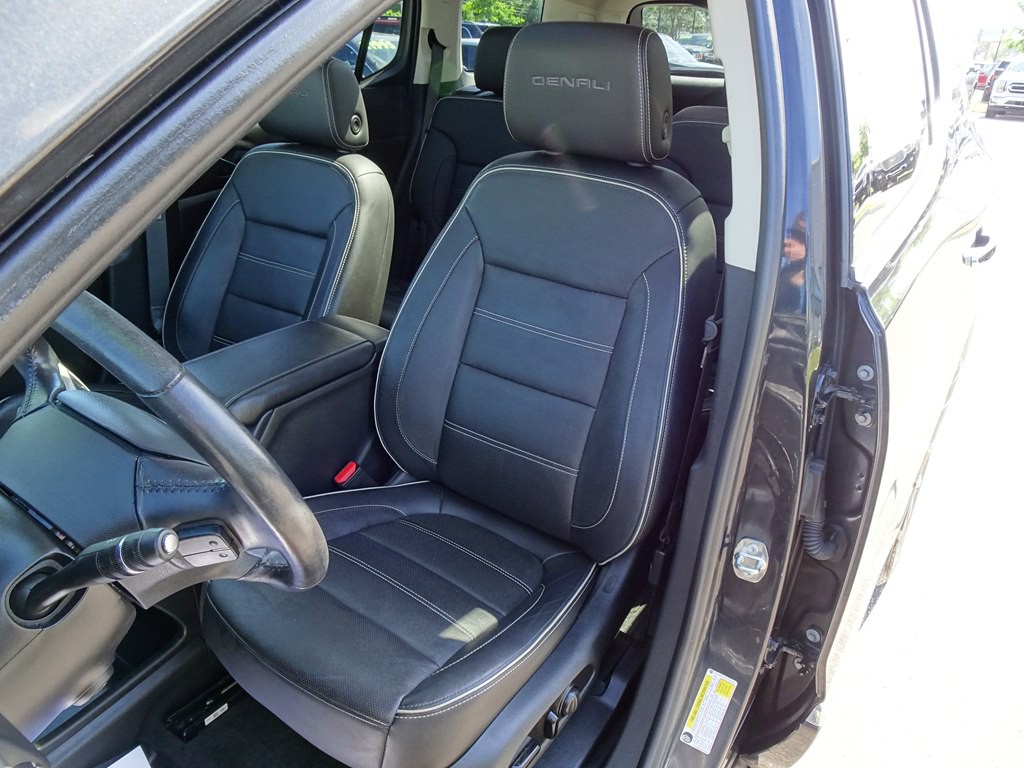 2020 GMC Acadia Image 10