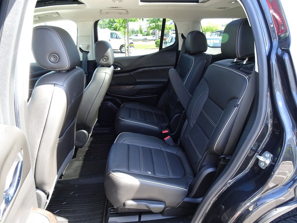 2020 GMC Acadia Image 14