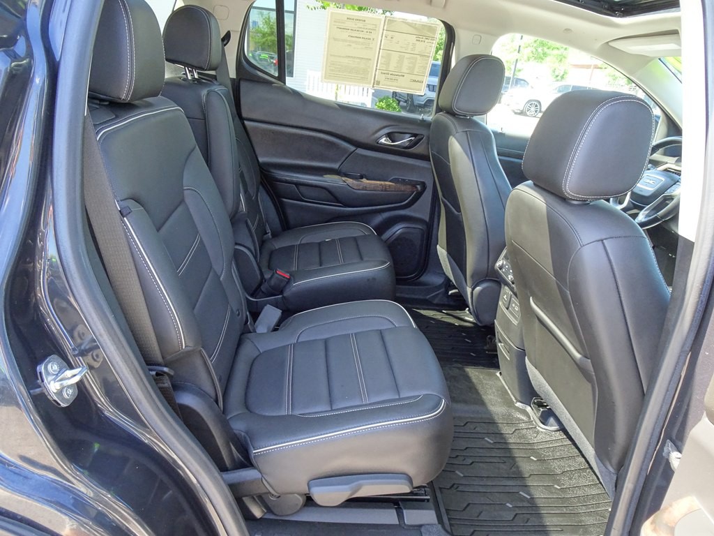 2020 GMC Acadia Image 18