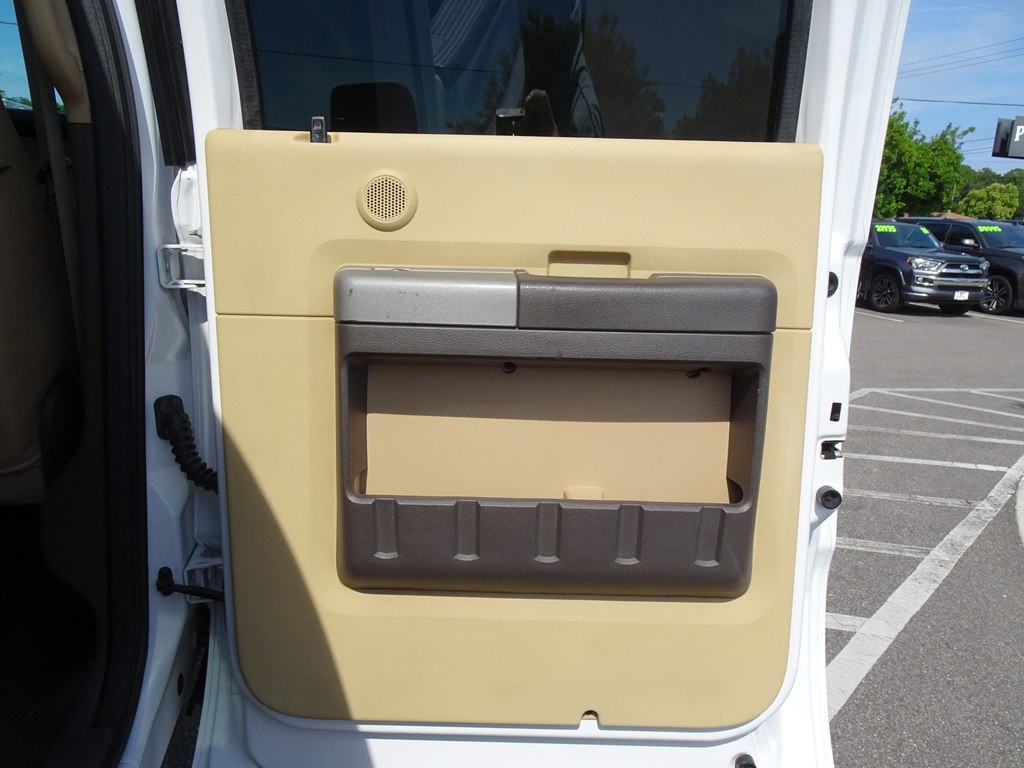 2015 Ford F-350 Image 17