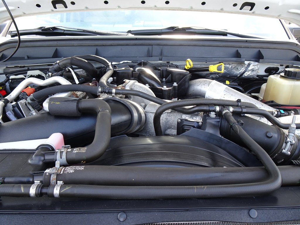 2015 Ford F-350 Image 31