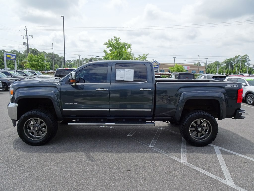 2018 GMC Sierra Image 6