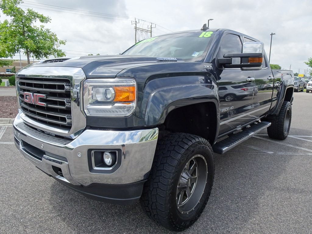 2018 GMC Sierra Image 7