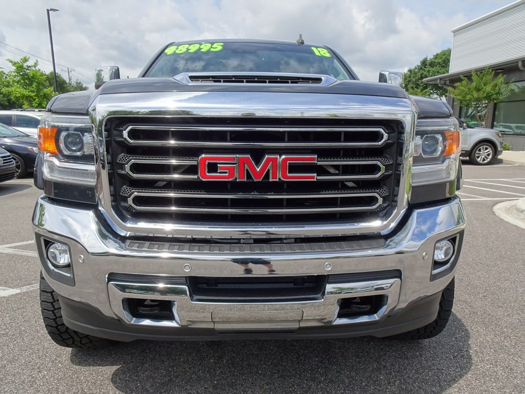 2018 GMC Sierra Image 8
