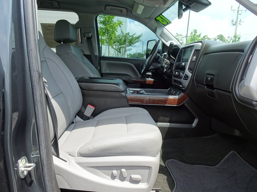 2018 GMC Sierra Image 9