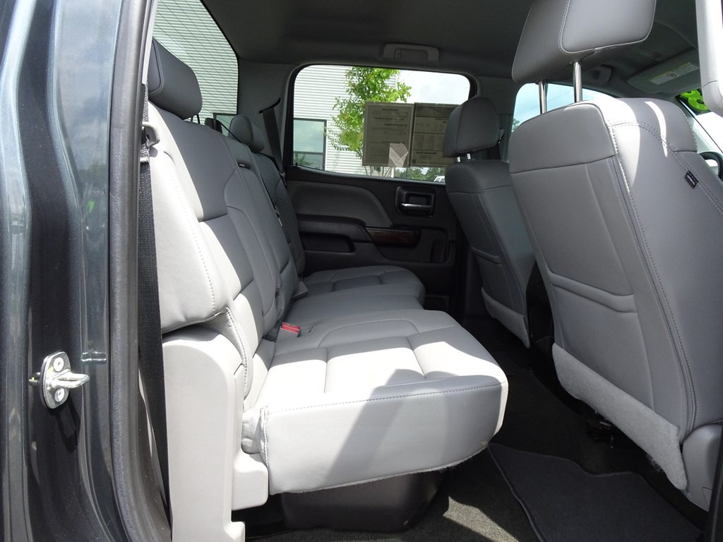 2018 GMC Sierra Image 11