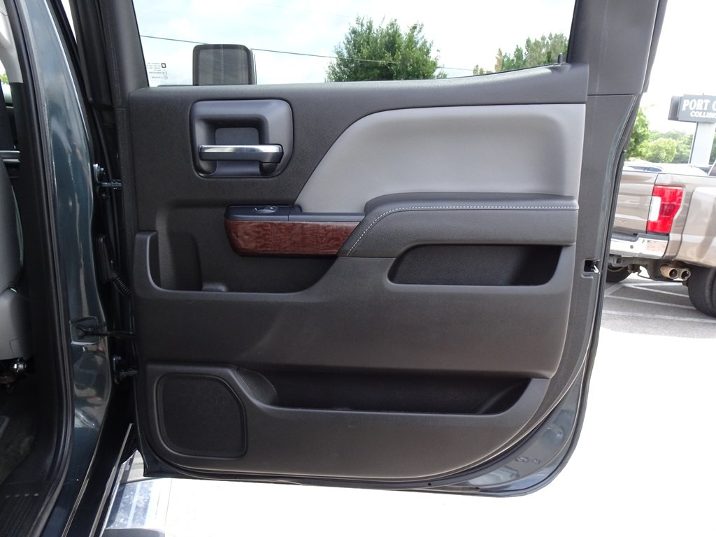 2018 GMC Sierra Image 12