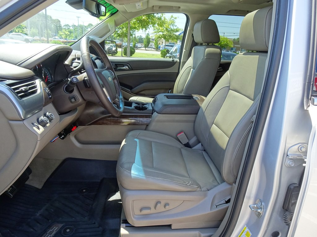 2018 Chevrolet Suburban Image 9