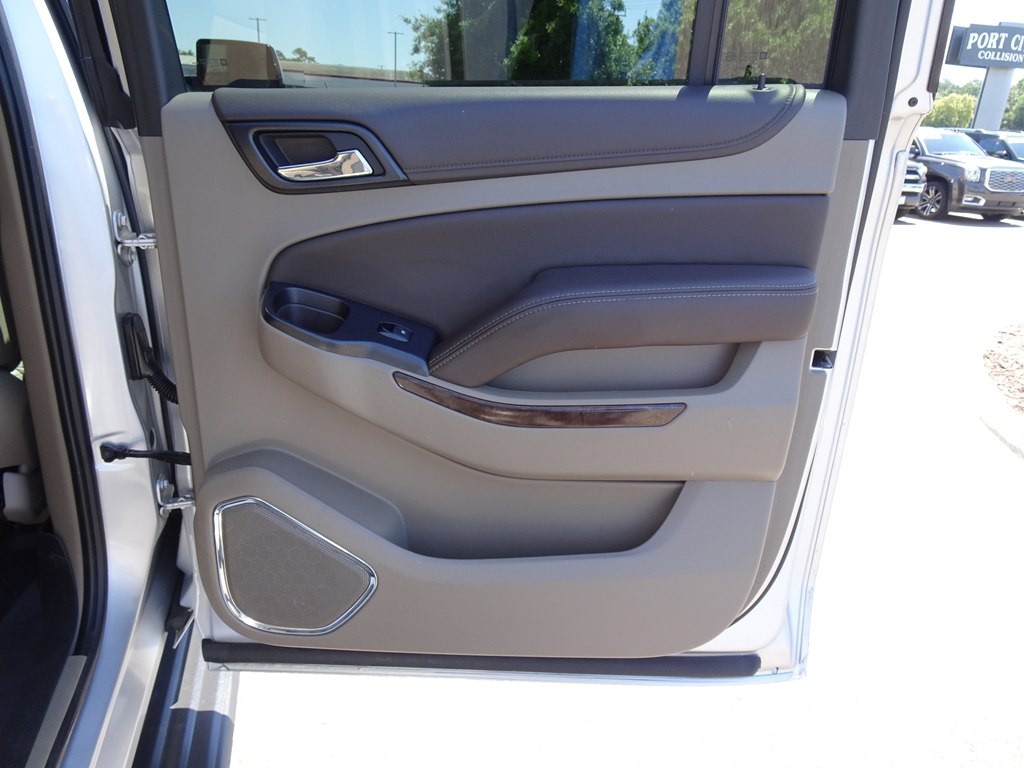 2018 Chevrolet Suburban Image 20