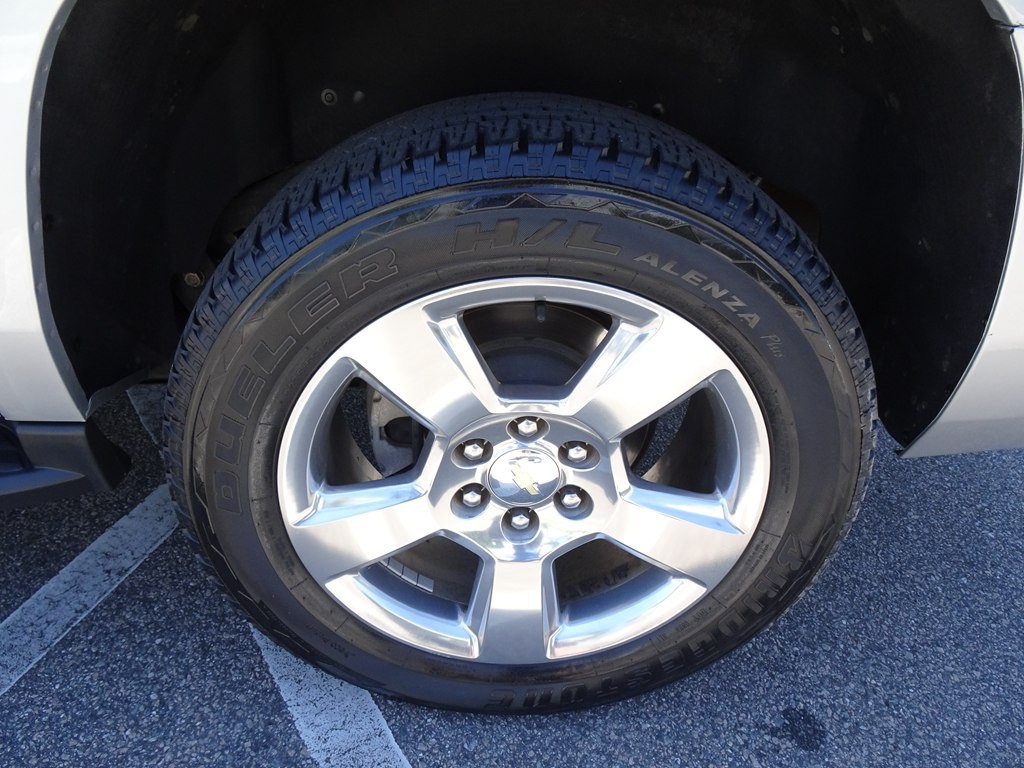 2018 Chevrolet Suburban Image 43