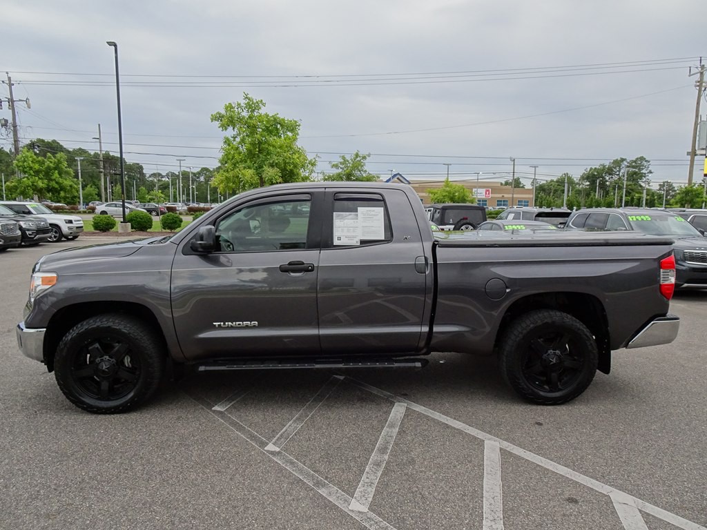 2017 Toyota Tundra Image 6