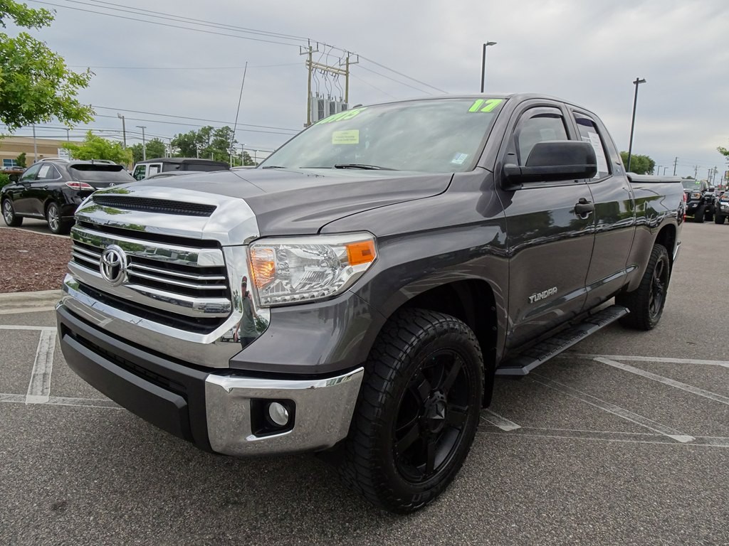 2017 Toyota Tundra Image 7
