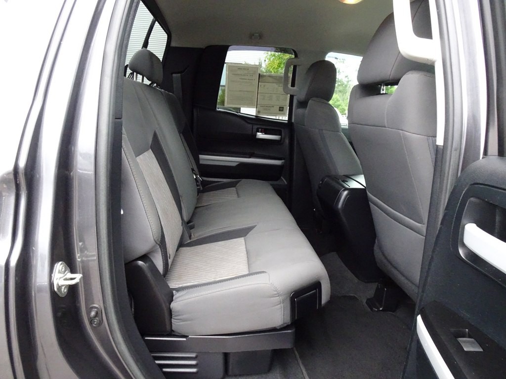 2017 Toyota Tundra Image 17