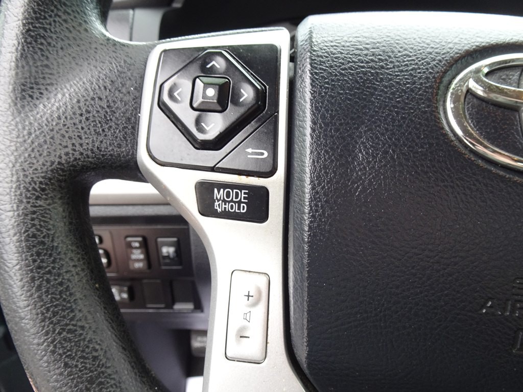 2017 Toyota Tundra Image 23