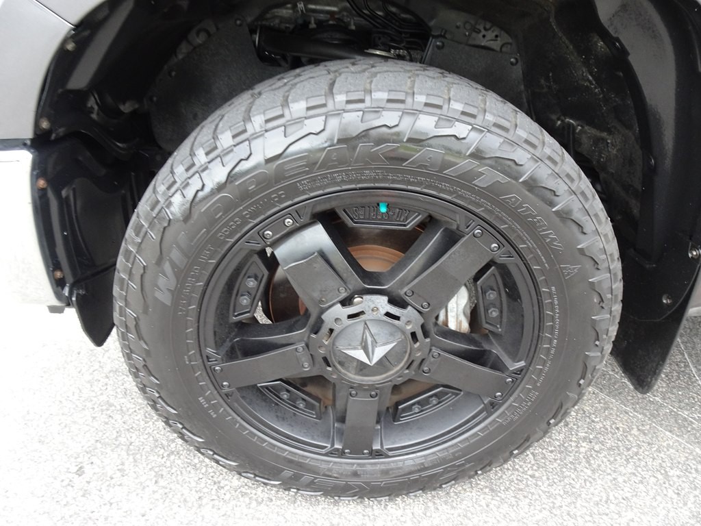 2017 Toyota Tundra Image 34