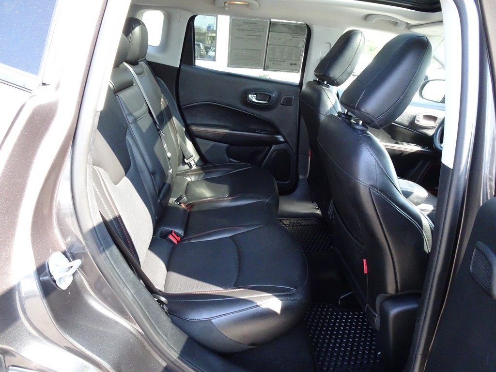 2019 Jeep Compass Image 18