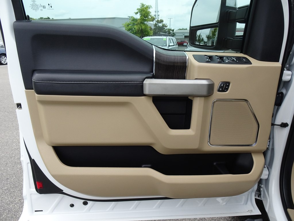 2021 Ford F-250 Image 11