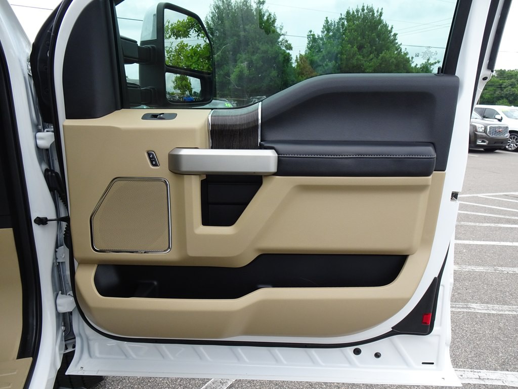 2021 Ford F-250 Image 16