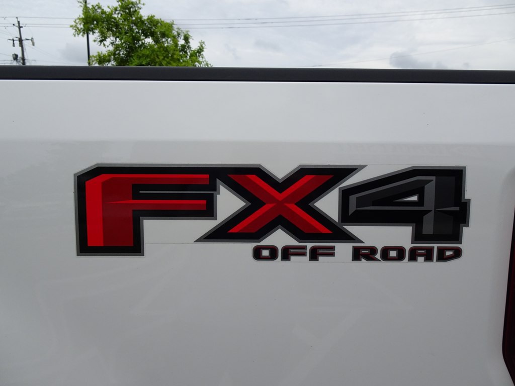 2021 Ford F-250 Image 42