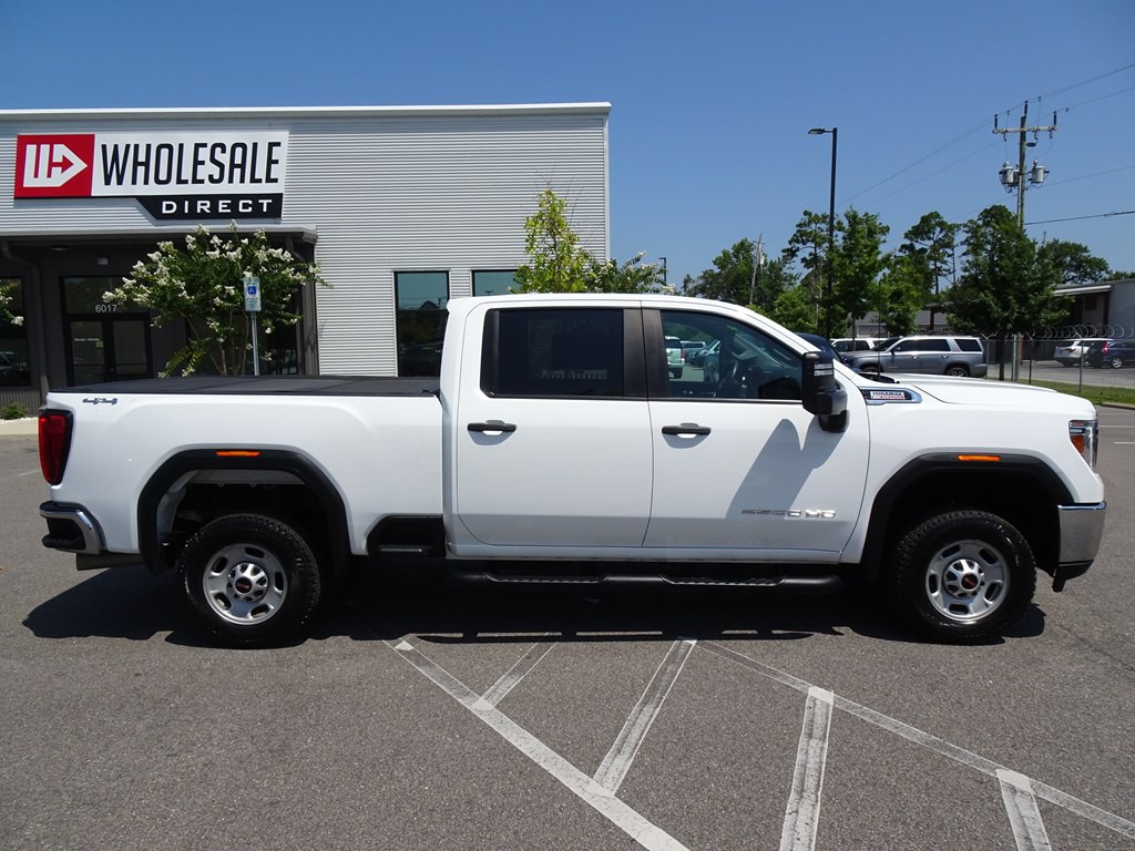 2023 GMC Sierra Image 2