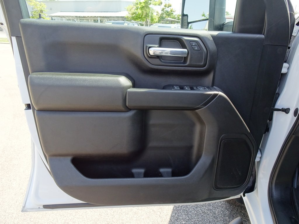 2023 GMC Sierra Image 11