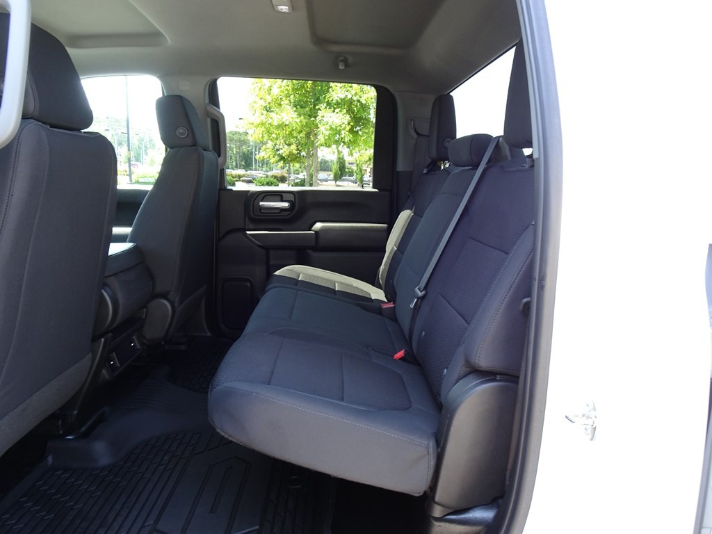2023 GMC Sierra Image 13
