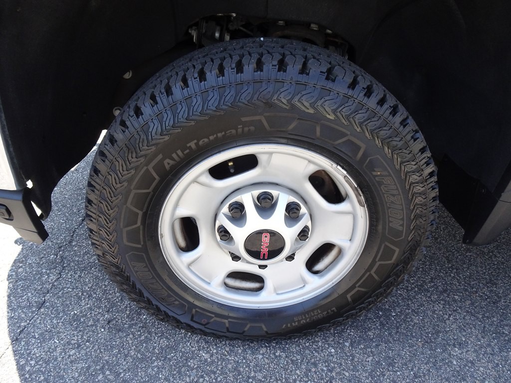 2023 GMC Sierra Image 35