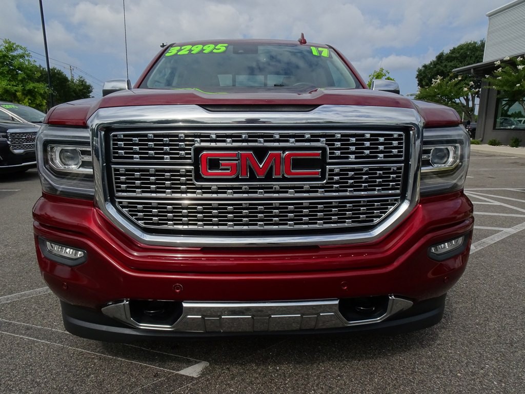 2017 GMC Sierra Image 8