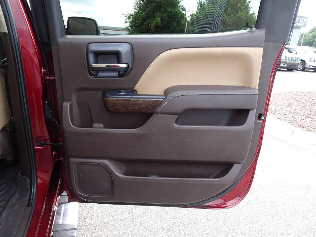 2017 GMC Sierra Image 19
