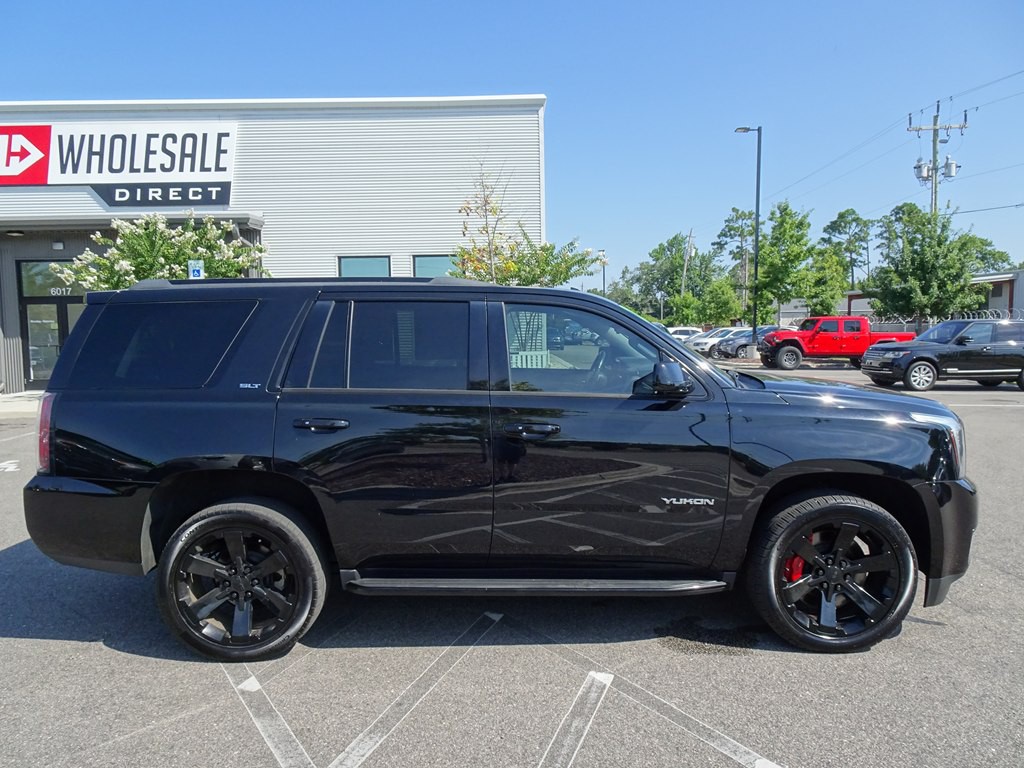 2019 GMC Yukon Image 2
